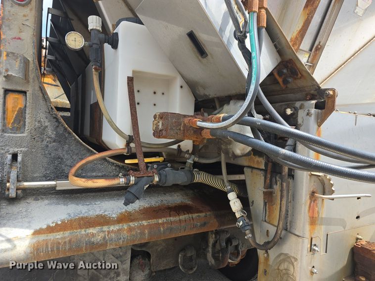 image for item DQ4544 2014 International  WorkStar 7500 dump truck