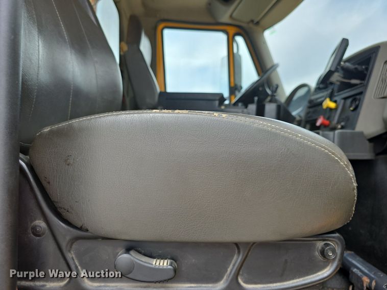 image for item DQ4544 2014 International  WorkStar 7500 dump truck