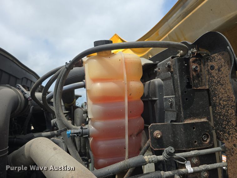 image for item DQ4544 2014 International  WorkStar 7500 dump truck