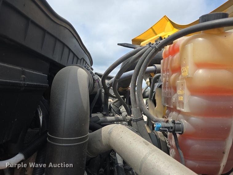 image for item DQ4544 2014 International  WorkStar 7500 dump truck