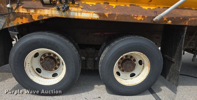 image for item DQ4544 2014 International  WorkStar 7500 dump truck