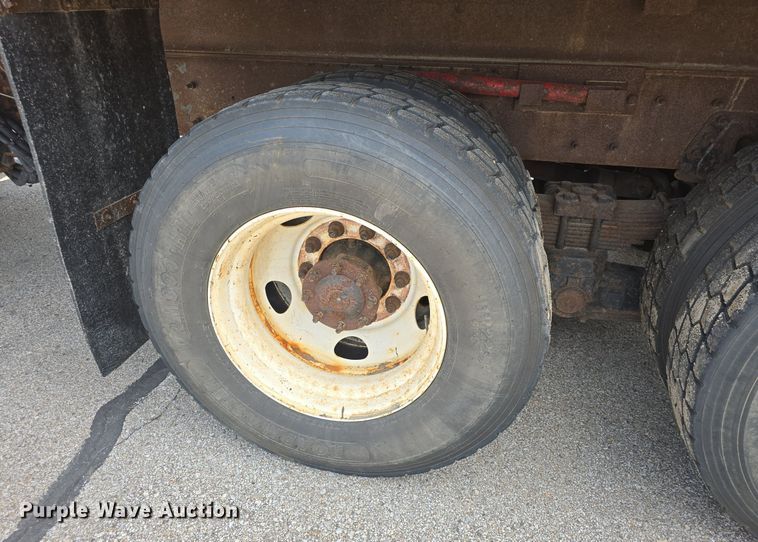 image for item DQ4544 2014 International  WorkStar 7500 dump truck