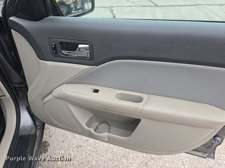 image for item DQ4546 2012 Ford Fusion SE 