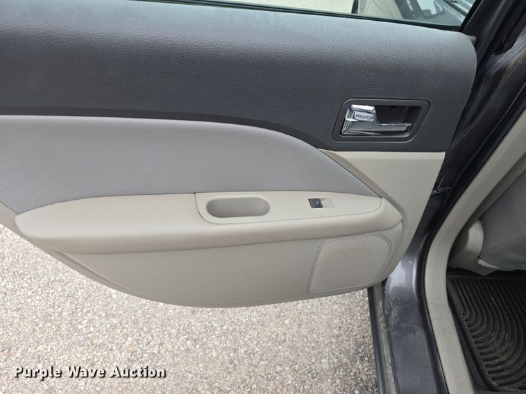 image for item DQ4546 2012 Ford Fusion SE 