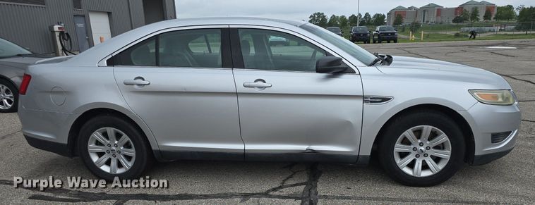 image for item DQ4549 2011 Ford Taurus 