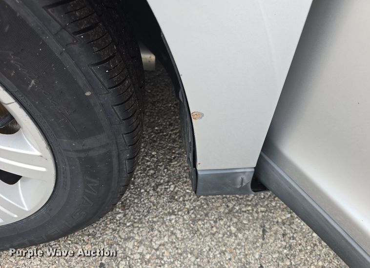 image for item DQ4549 2011 Ford Taurus 