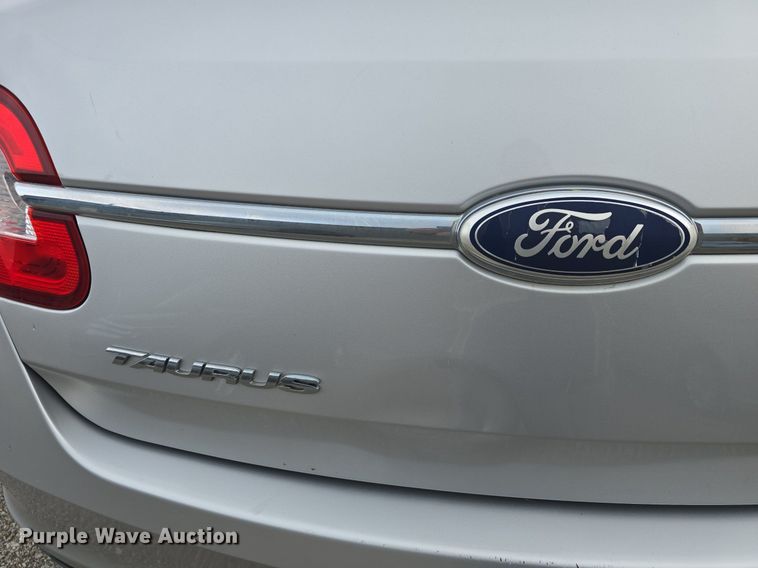 image for item DQ4549 2011 Ford Taurus 