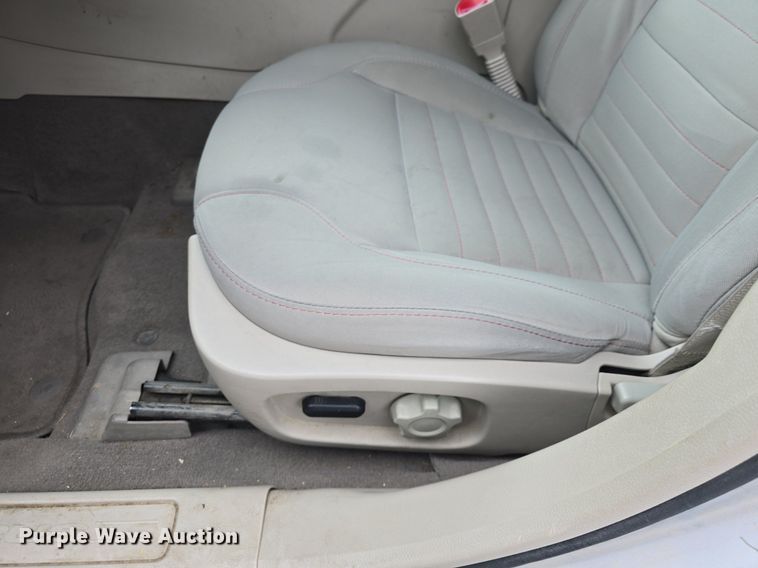 image for item DQ4549 2011 Ford Taurus 