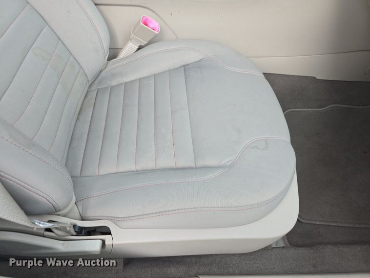 image for item DQ4549 2011 Ford Taurus 