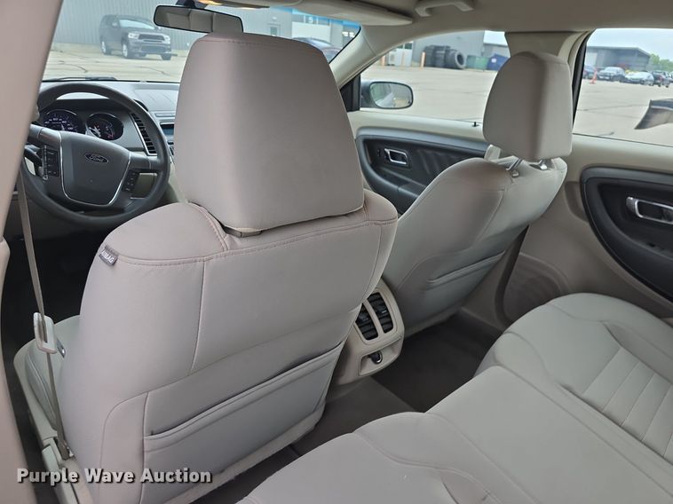 image for item DQ4549 2011 Ford Taurus 