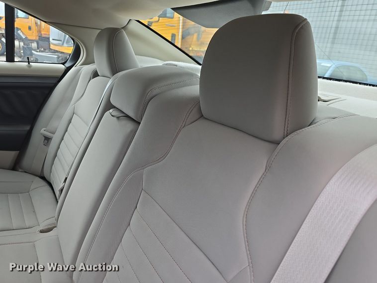 image for item DQ4549 2011 Ford Taurus 