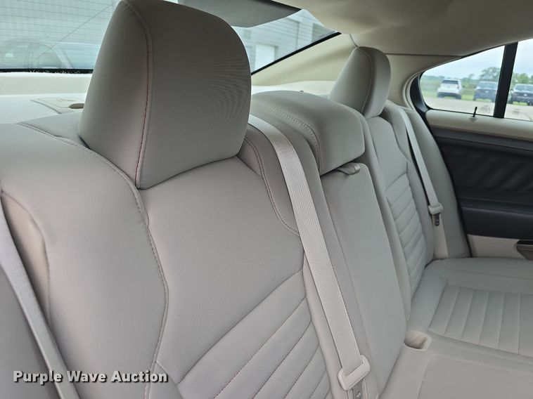 image for item DQ4549 2011 Ford Taurus 