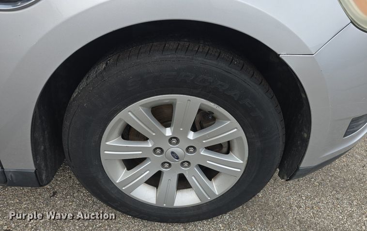 image for item DQ4549 2011 Ford Taurus 