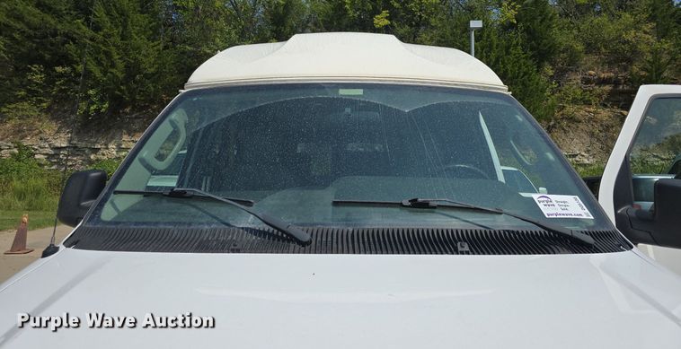 image for item DQ5130 2014 Ford E250 Super Duty handicap accessible van