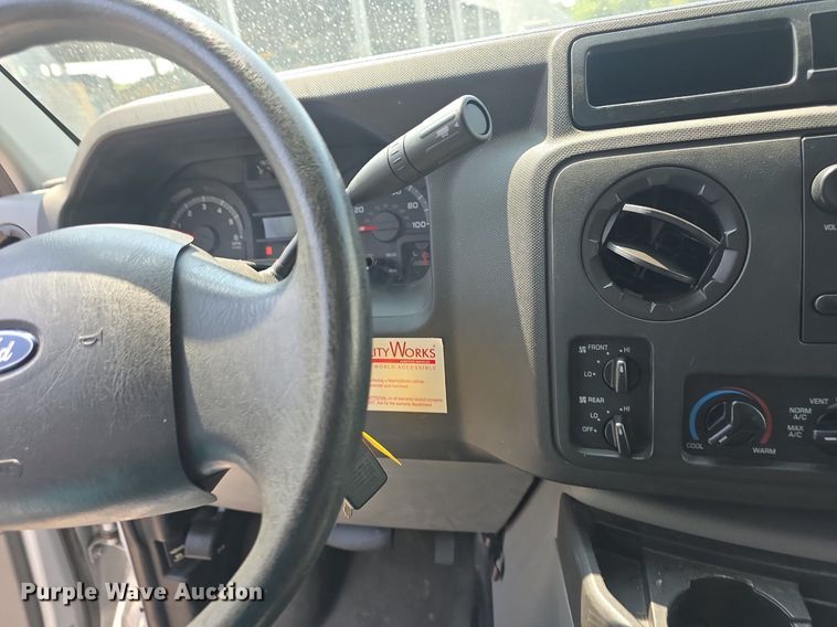 image for item DQ5130 2014 Ford E250 Super Duty handicap accessible van