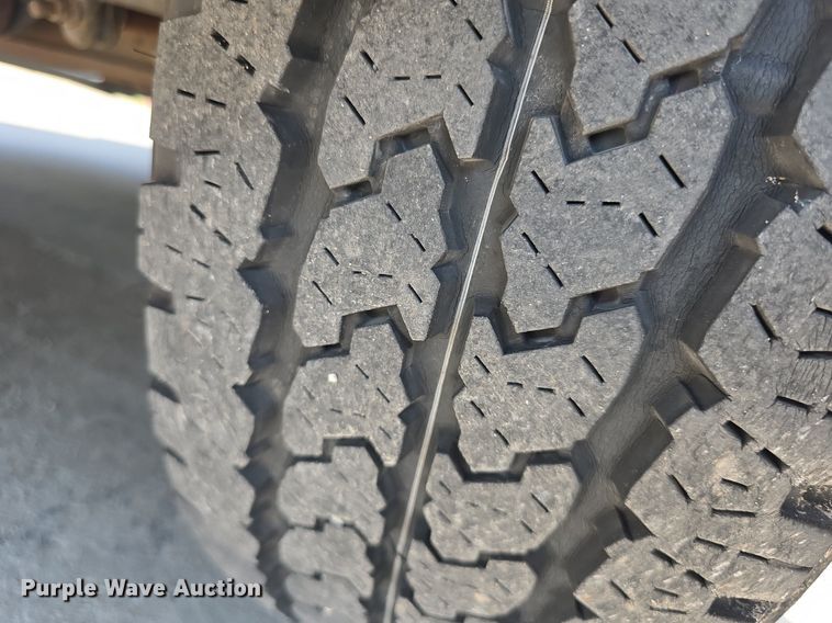 image for item DQ5130 2014 Ford E250 Super Duty handicap accessible van