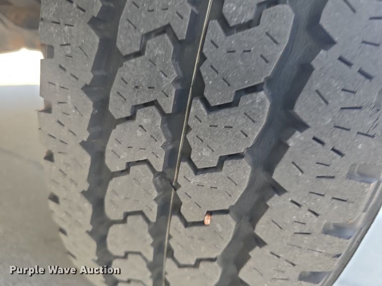 image for item DQ5130 2014 Ford E250 Super Duty handicap accessible van