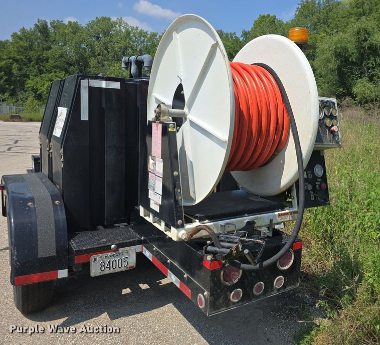 image for item DQ5132 2013 Sewer Equipment Co  545 sewer jetter trailer