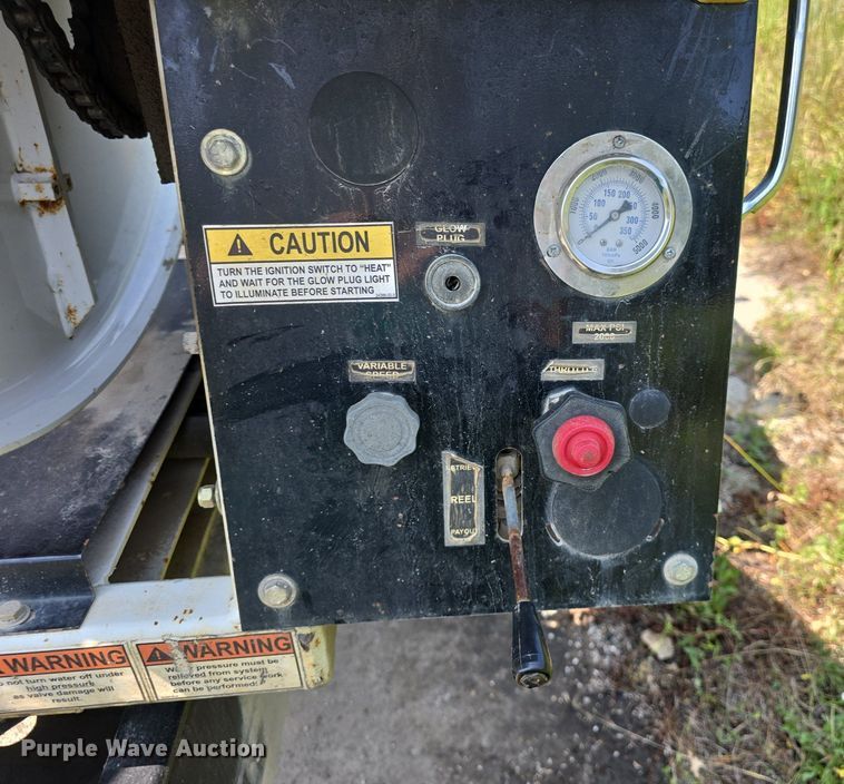 image for item DQ5132 2013 Sewer Equipment Co  545 sewer jetter trailer