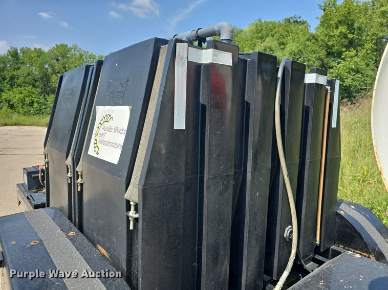 image for item DQ5132 2013 Sewer Equipment Co  545 sewer jetter trailer