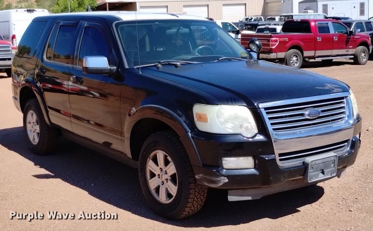 image for item DQ6152 2010 Ford  Explorer SUV