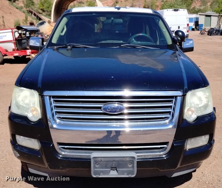 image for item DQ6152 2010 Ford  Explorer SUV