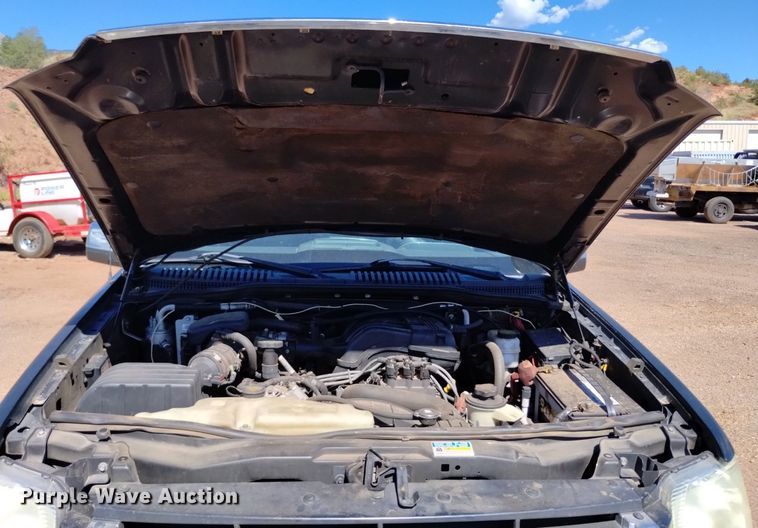 image for item DQ6152 2010 Ford  Explorer SUV