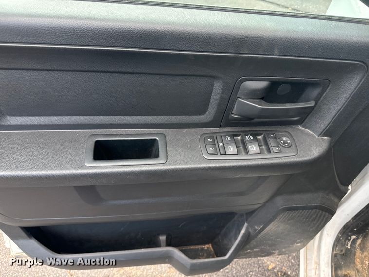 image for item DQ6872 2017 Dodge Ram 1500 Quad Cab pickup truck