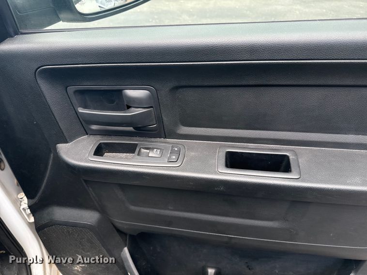 image for item DQ6872 2017 Dodge Ram 1500 Quad Cab pickup truck