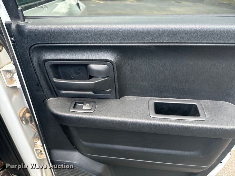 image for item DQ6872 2017 Dodge Ram 1500 Quad Cab pickup truck