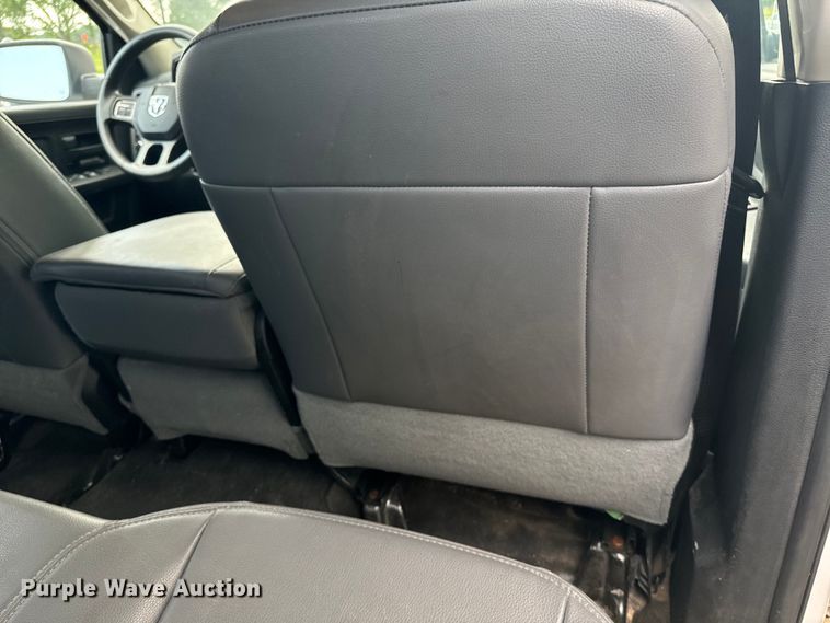 image for item DQ6872 2017 Dodge Ram 1500 Quad Cab pickup truck