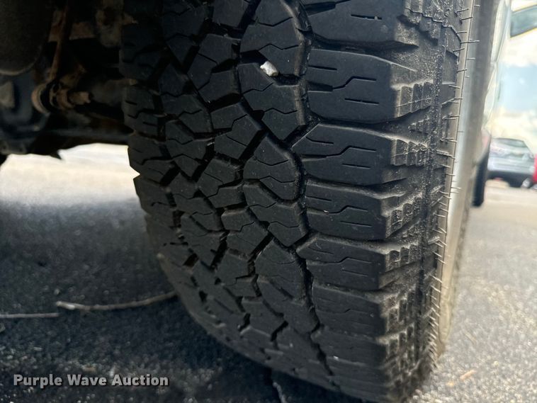 image for item DQ6872 2017 Dodge Ram 1500 Quad Cab pickup truck