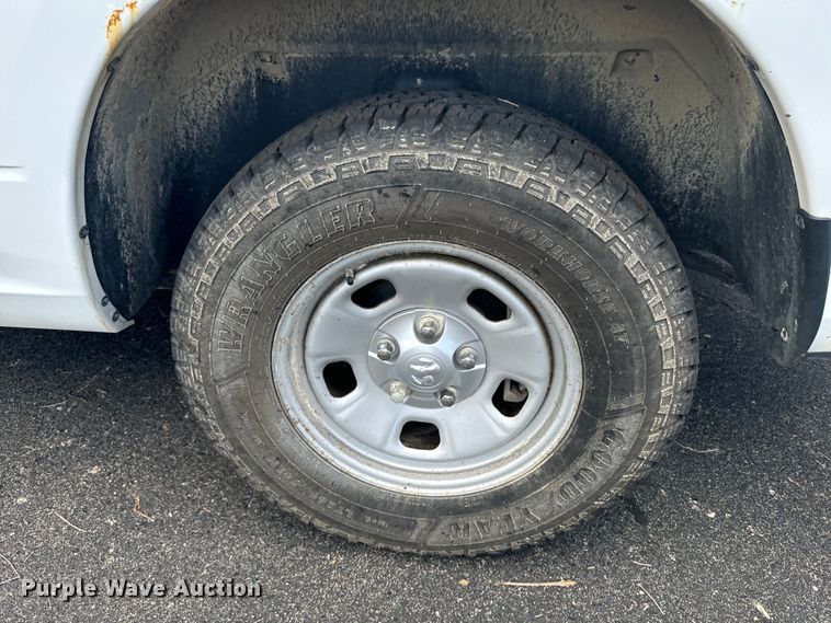 image for item DQ6872 2017 Dodge Ram 1500 Quad Cab pickup truck