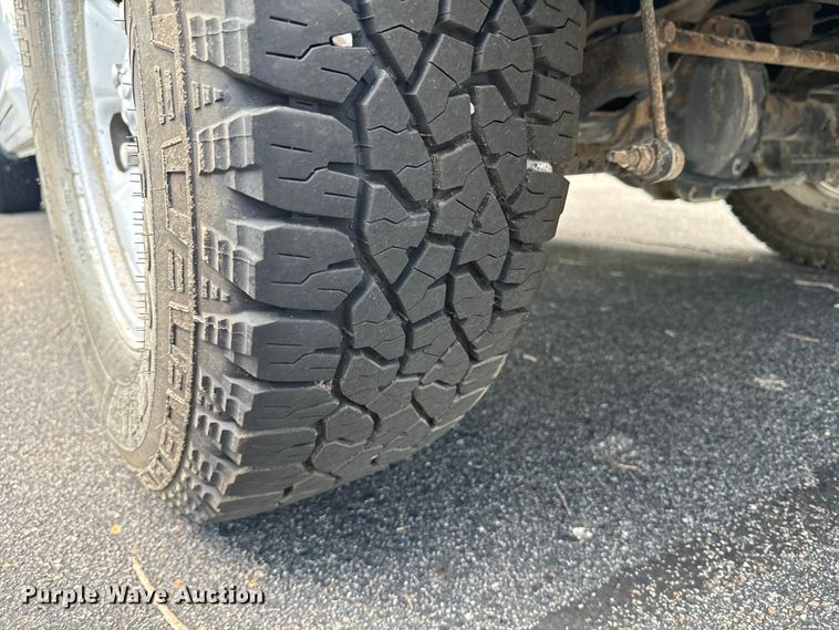 image for item DQ6872 2017 Dodge Ram 1500 Quad Cab pickup truck