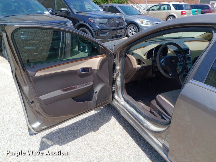 image for item DQ7192 2011 Chevrolet Malibu LT 