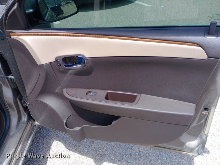 image for item DQ7192 2011 Chevrolet Malibu LT 