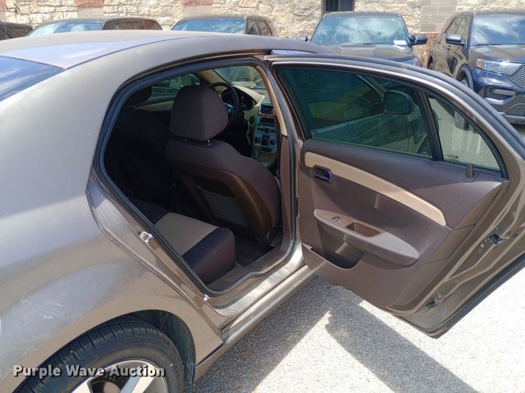 image for item DQ7192 2011 Chevrolet Malibu LT 