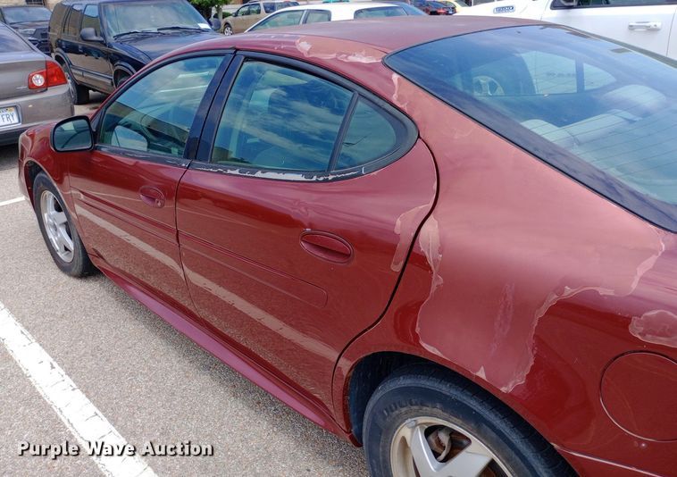 image for item DQ7198 2004 Pontiac Grand Prix GT 