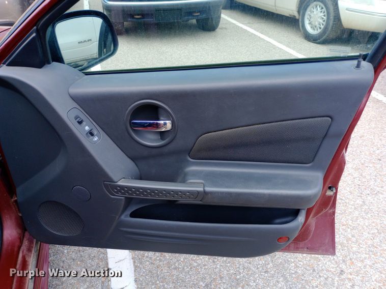 image for item DQ7198 2004 Pontiac Grand Prix GT 