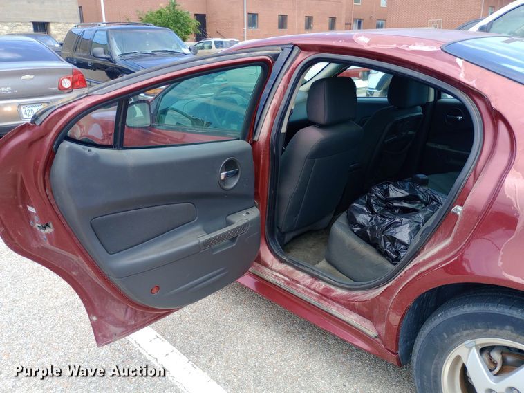 image for item DQ7198 2004 Pontiac Grand Prix GT 