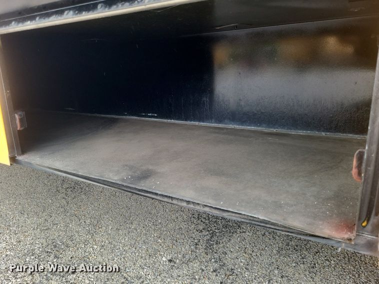 image for item DR4942 2001 Blue Bird All American  school bus