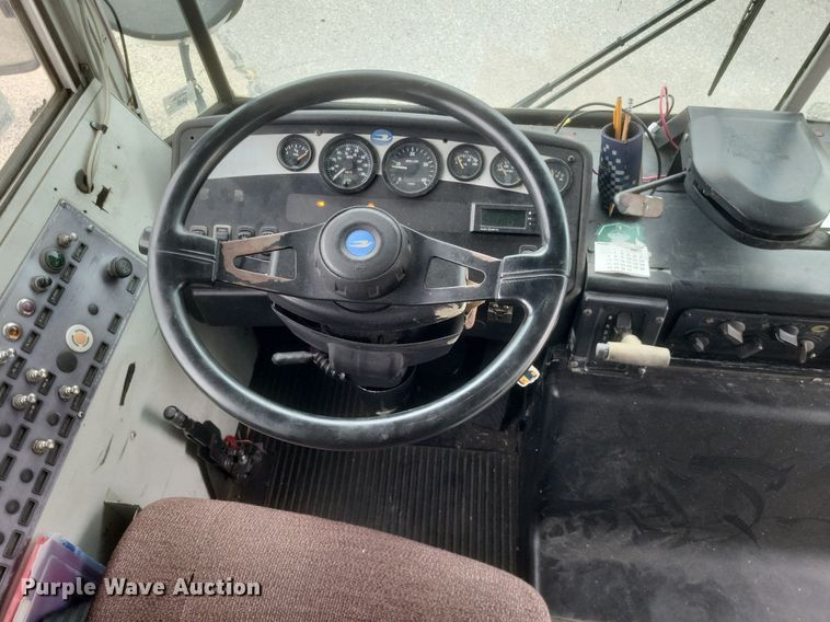 image for item DR4942 2001 Blue Bird All American  school bus