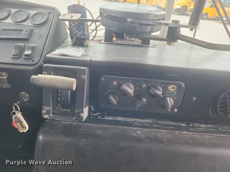 image for item DR4942 2001 Blue Bird All American  school bus