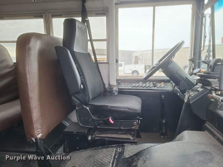 image for item DR4943 2006 Thomas  school bus