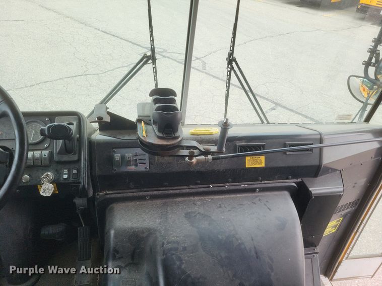 image for item DR4943 2006 Thomas  school bus