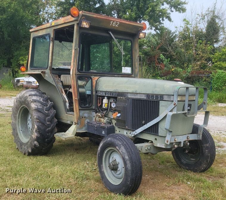 image for item DR4944 John Deere  2555 tractor
