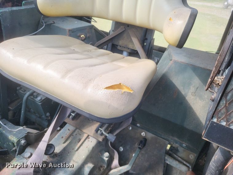 image for item DR4944 John Deere  2555 tractor