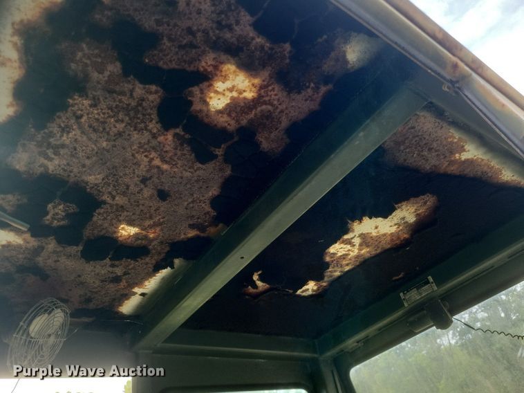 image for item DR4944 John Deere  2555 tractor