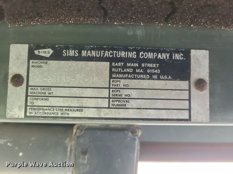 image for item DR4944 John Deere  2555 tractor