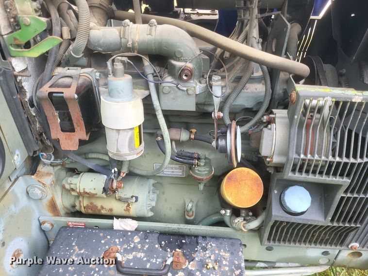 image for item DR4944 John Deere  2555 tractor